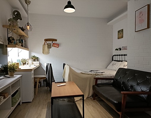 大園區獨立陽台透天套房 - Image 1