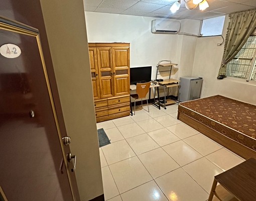 金山街後段採光佳大套房CP值高無電梯 - Image 1