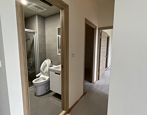 近交流道市區工業區電梯大樓 - Image 1