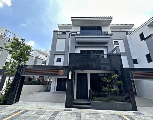 LM全新聯上Apple科技菁英雙車墅(蓮潭中小學區可附家具) - Image 1