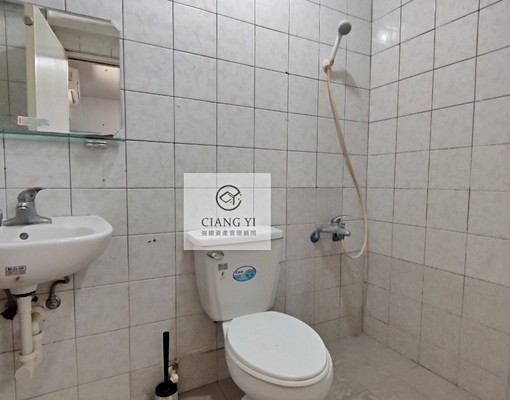 中華路電梯優質大套房~可租補 - Image 6