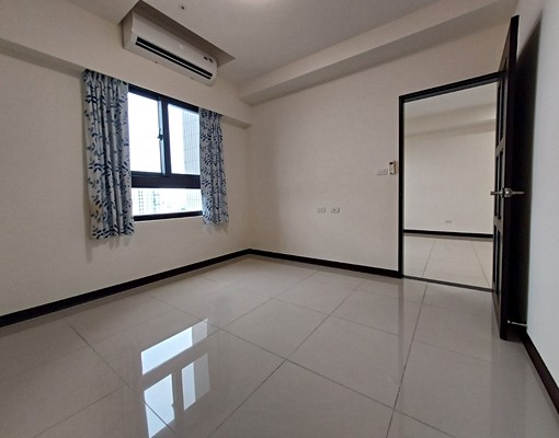 竹南幸福有城景觀大二房平車住商阿信 - Image 9