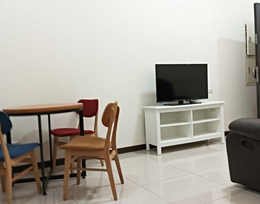 全新優質兩房可炊，含車位近學區與公園 - Image 2