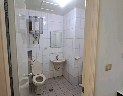 11/1入住中國科技大學,採光好獨立套房 - Image 4