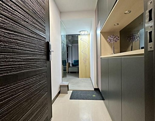 美裝25藝3房車 - Image 5