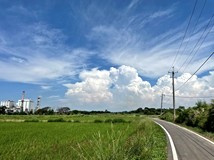 山海段桃園新屋永安工業區旁..
