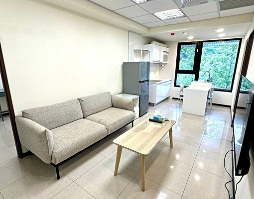 南屯👍2房含平車管😍稀有大主臥💗傢俱電齊全🐶可寵🐱 - Image 2