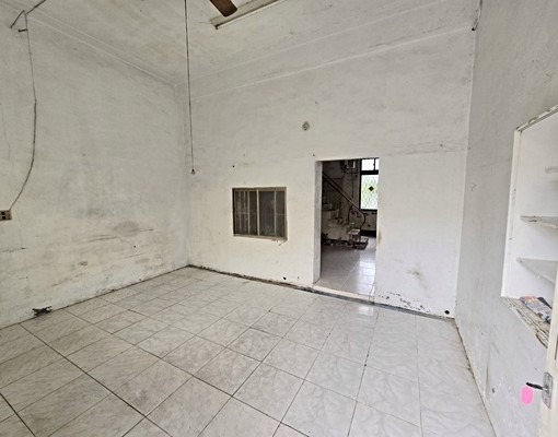 近高大16米路上透天店住~ - Image 3