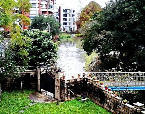 可短租10天以上面對羅東運動公園1-6人套房含水電瓦斯床被枕 - Image 2