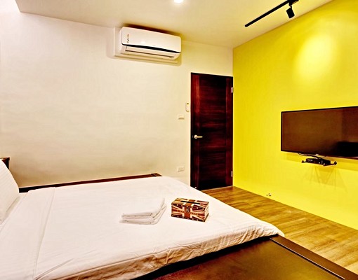 鎮內近夜市透天分租套房.拎包入住 - Image 1