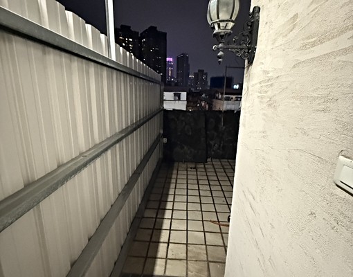 採光佳~有露台方便使用~無電梯~可以寵物 - Image 10