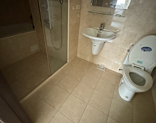 和丰新市二路大三房含車含管24000 - Image 9