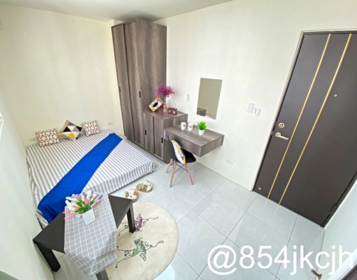 電梯🌟LALAPORT🌟忠孝夜市 - Image 2