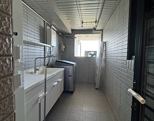 享受海邊的風/挑望無限的天邊/回家真好 - Image 5