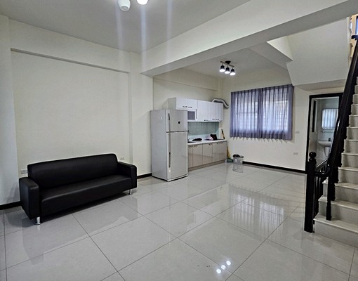 心安家茹啦啦七分鐘到南科善化六分寮傳統孝親房四房透天 - Image 2