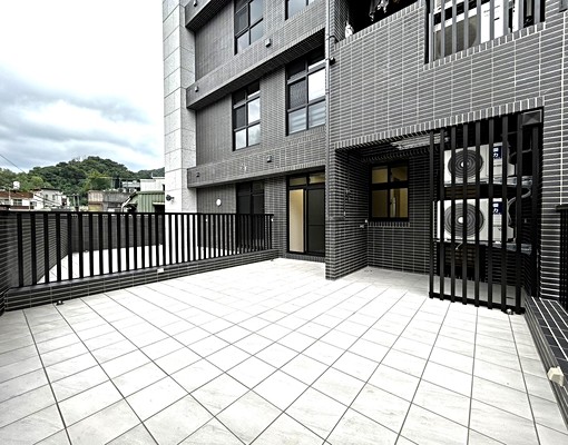 可租補★高CP大露臺一房車★可寵物★五泰小儀 - Image 1