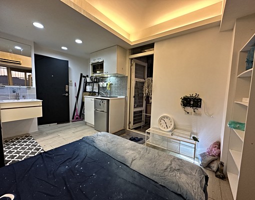 近輔大新泰國小家樂福旁套房。公車海山里 - Image 14