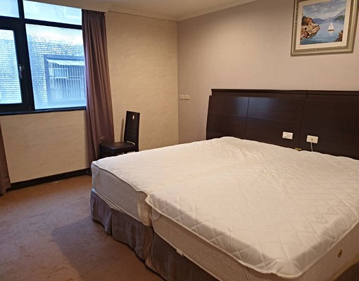 精緻大套房.近市政府 - Image 1