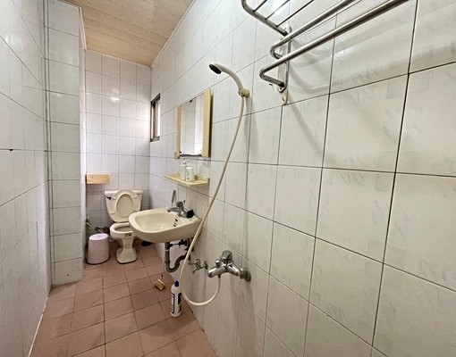 女子學生宿舍!五妃街一層一房採光佳包水電 - Image 5