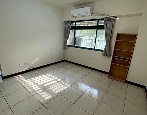 近大遠百.大四房.部份傢俱.平面車位 - Image 7