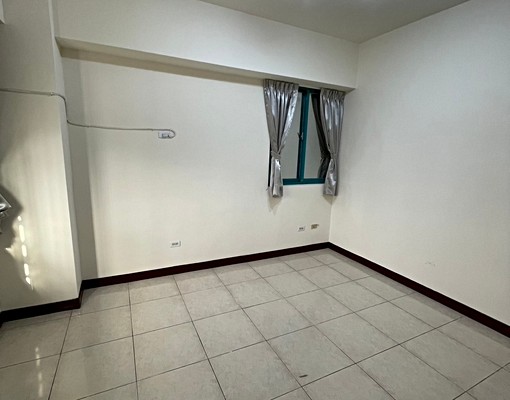 近大遠百.大四房.部份傢俱.平面車位 - Image 10