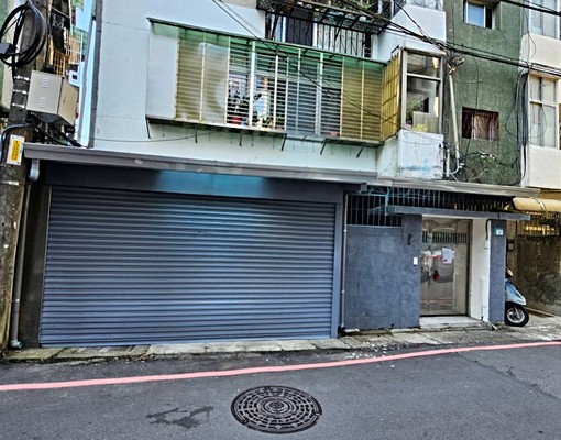捷運區公所全新整理漂亮車位一樓 - Image 2