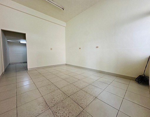 一心凱旋商圈懷舊邊間透天~也可做工作室 - 591租屋網 - Image 3