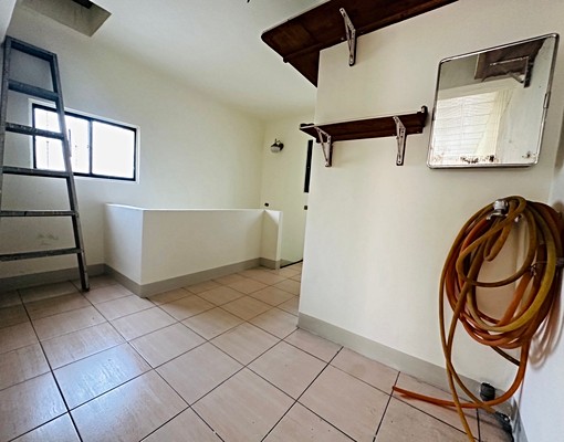 一心凱旋商圈懷舊邊間透天~也可做工作室 - Image 11