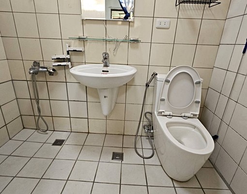 中友/中醫💖可租補💖台水電💖陽台💖 - Image 3