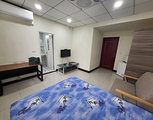 南勢生活商圈社區邊間透天3樓分租套房 - Image 2