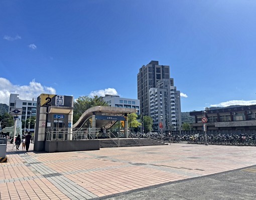 皇翔MRT全新飯店式豪宅!全新設計師裝潢 - Image 15
