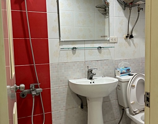 分租套房近中原大學,有陽台、獨立洗衣機 - Image 3