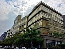 行善路內科五期鋼骨邊間氣派..