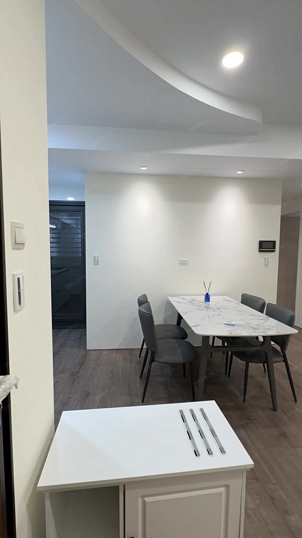 可租補-三房含平面車位裝潢家具價可談 - Image 1