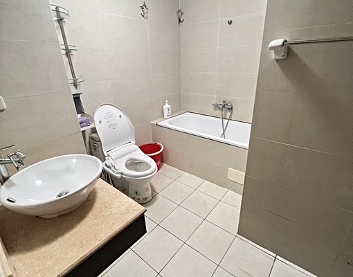 近火車站，秀泰🔥3房🔥另有車位可租 - Image 5