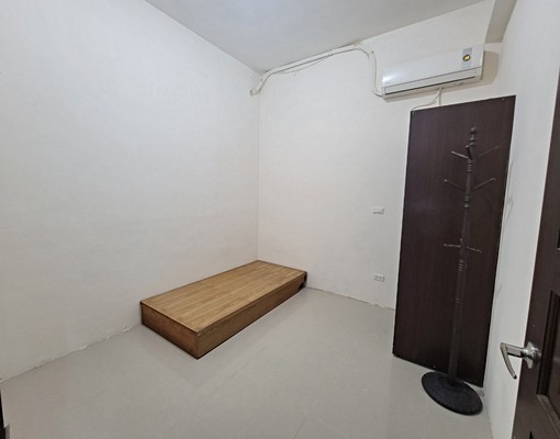 園區新莊車站旁稀有透天附車位 - Image 4