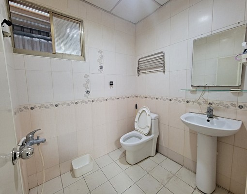 園區新莊車站旁稀有透天附車位 - Image 14