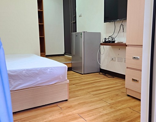 南軟園區採光好大陽台獨立洗衣機 - Image 2