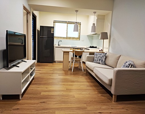 優質高樓層兩房景觀戶,時尚裝潢含平車 - Image 1