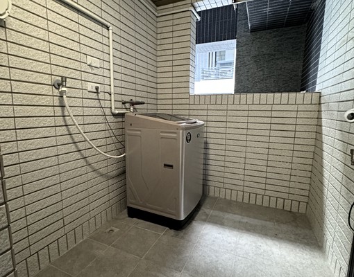 屋主自租-國家強棒高樓層三改兩房附平車免仲介費 - Image 8