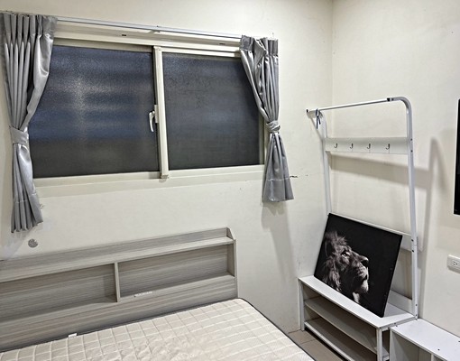 近三峽老街,逛街採買方便,有窗,設備齊全 - Image 6