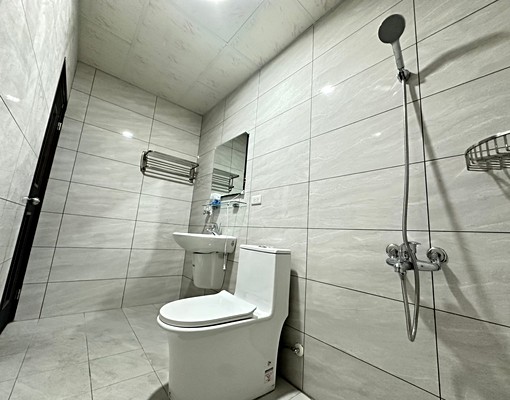 【杰速找房】全新翻修套房 - Image 2