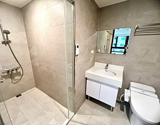 嶺東精科~採光/通風美3房~含平車~空屋 - Image 8