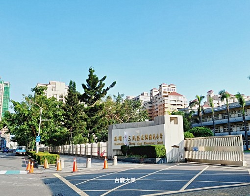 樹德輕軌站/建工/正興國小正三房電梯華廈(可租補含管) - Image 14