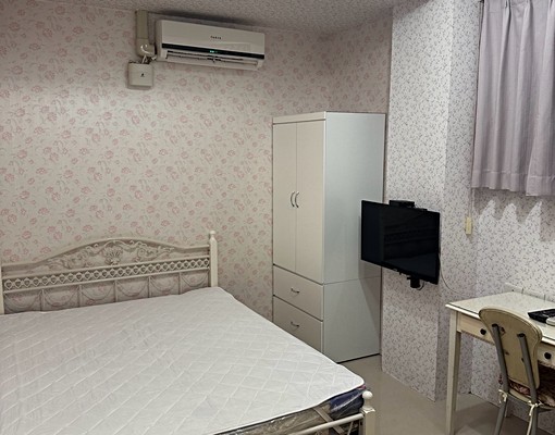 設備新穎紫色歐式套房 - Image 1