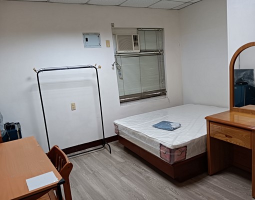 ***坪數不誇大,雙人房設備齊全 - Image 15