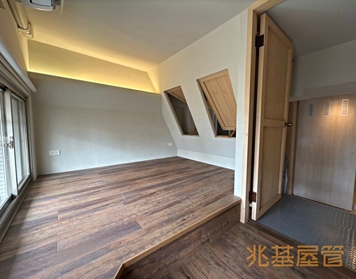 皇普河畔/全新裝潢/稀有挑高美寓 - Image 4