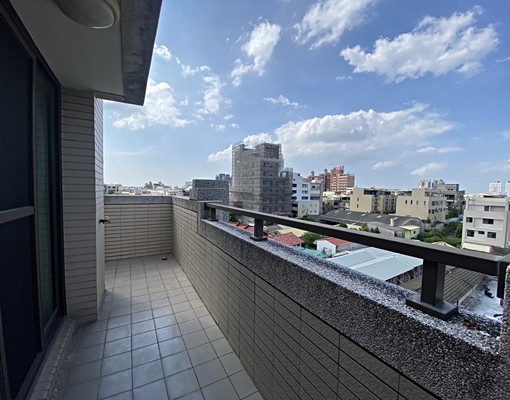 可租補🍀市中心(獨立陽台)10坪大套房🍀 - Image 6