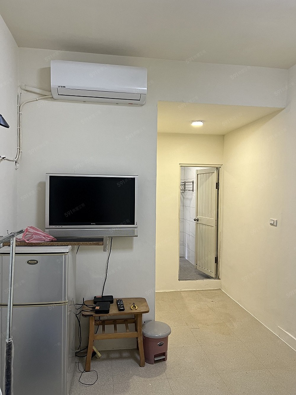 全新冷暖室內空調,及電冰箱有線電視以及無線網路功能