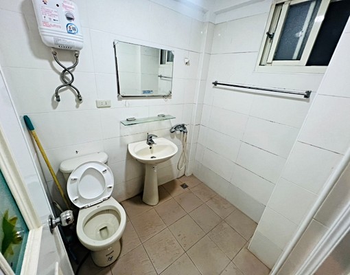 寬敞大套房-獨立洗衣機流理臺-菜寮捷運站 - Image 7